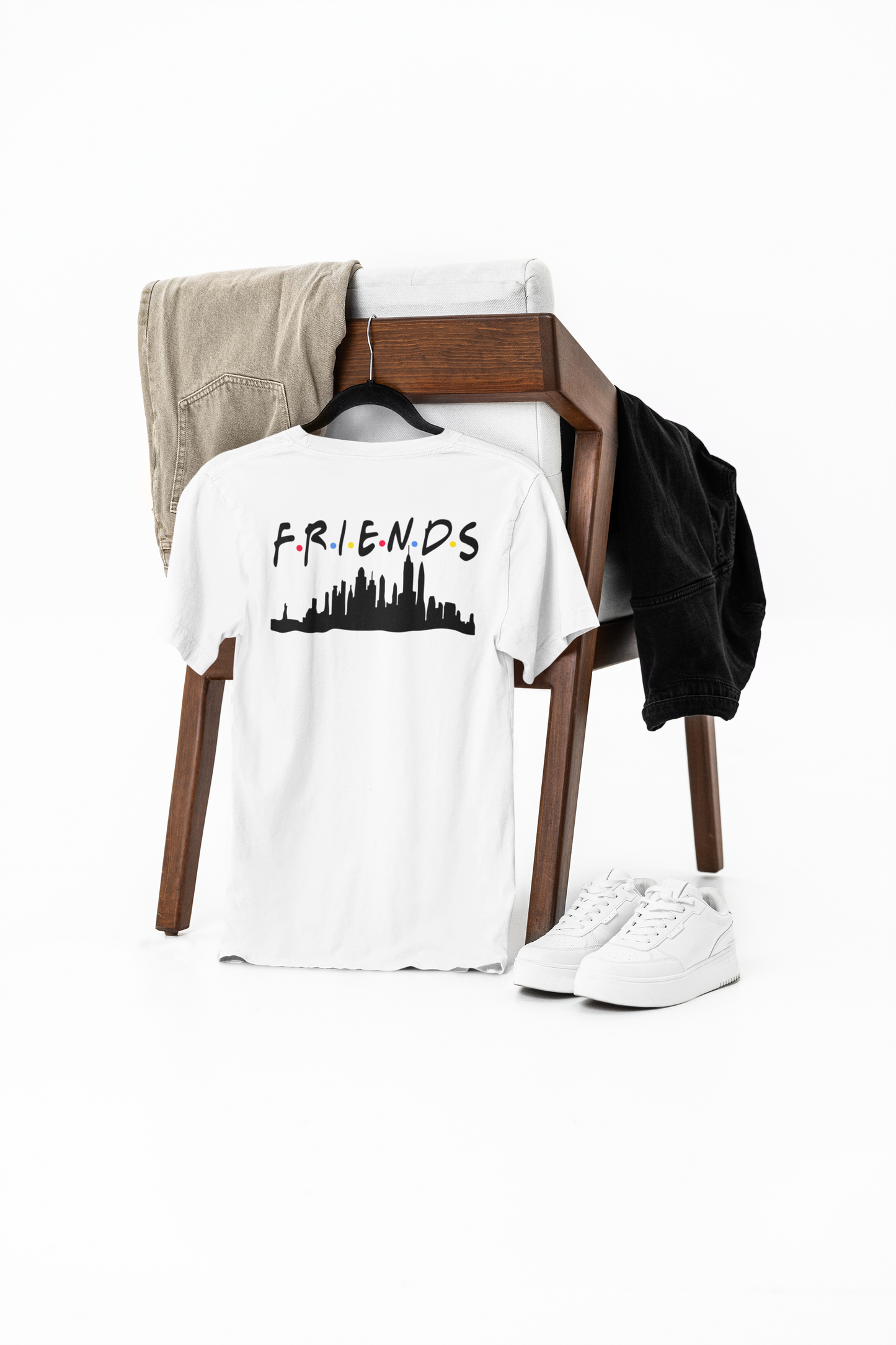 the one with the central perk & city vibes – friends print t-shirt